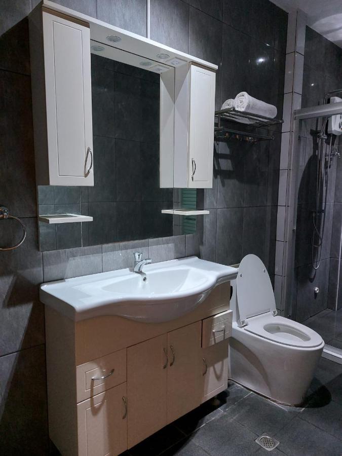 Bonsai Jacuzzi Suites Панглао Екстериор снимка