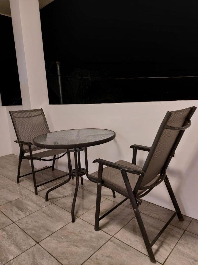 Bonsai Jacuzzi Suites Панглао Екстериор снимка