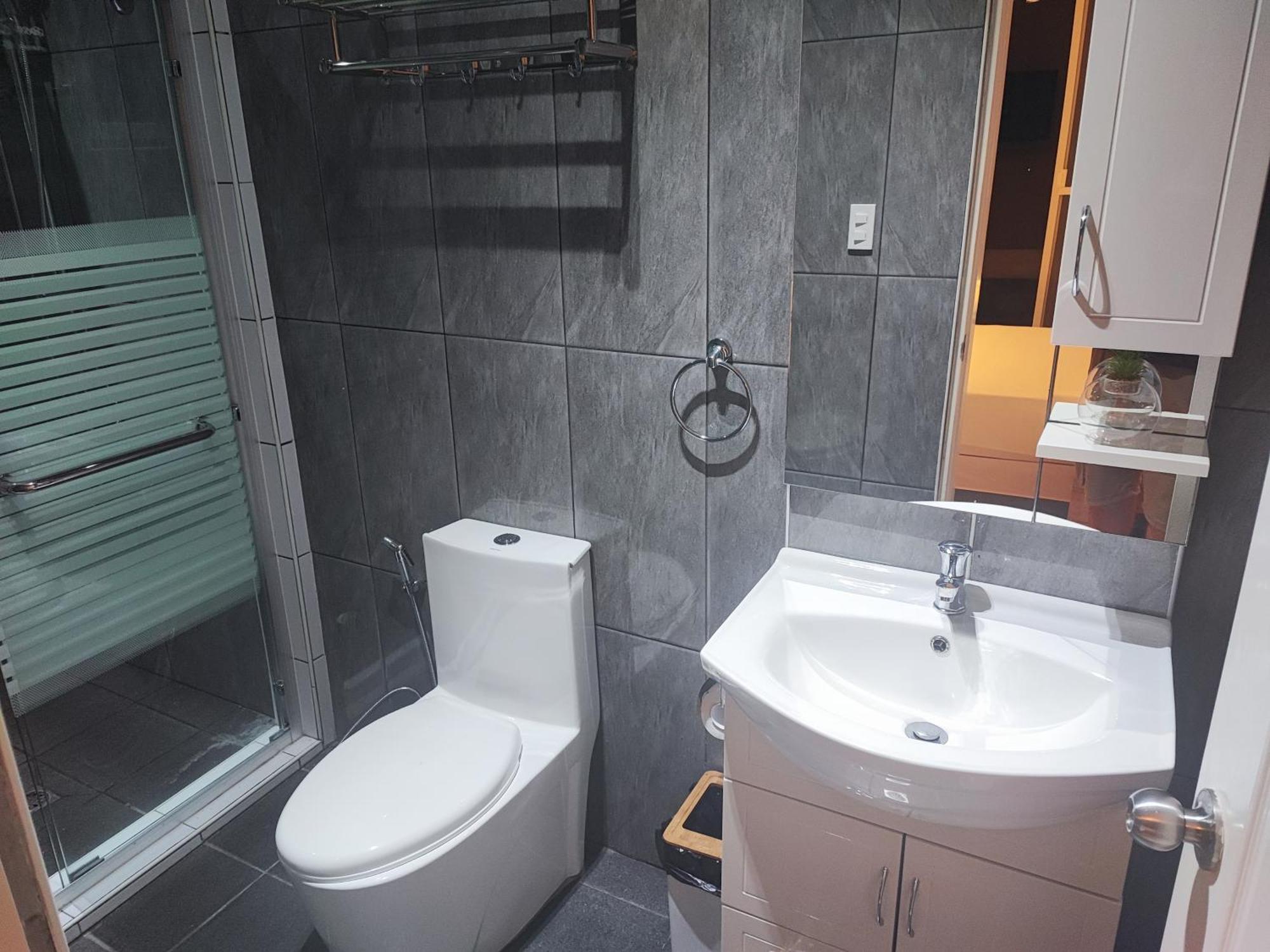 Bonsai Jacuzzi Suites Панглао Екстериор снимка