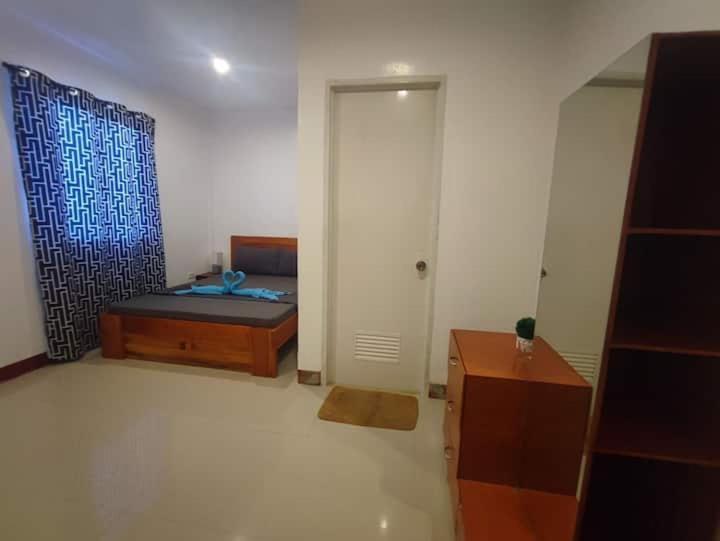Bonsai Jacuzzi Suites Панглао Екстериор снимка